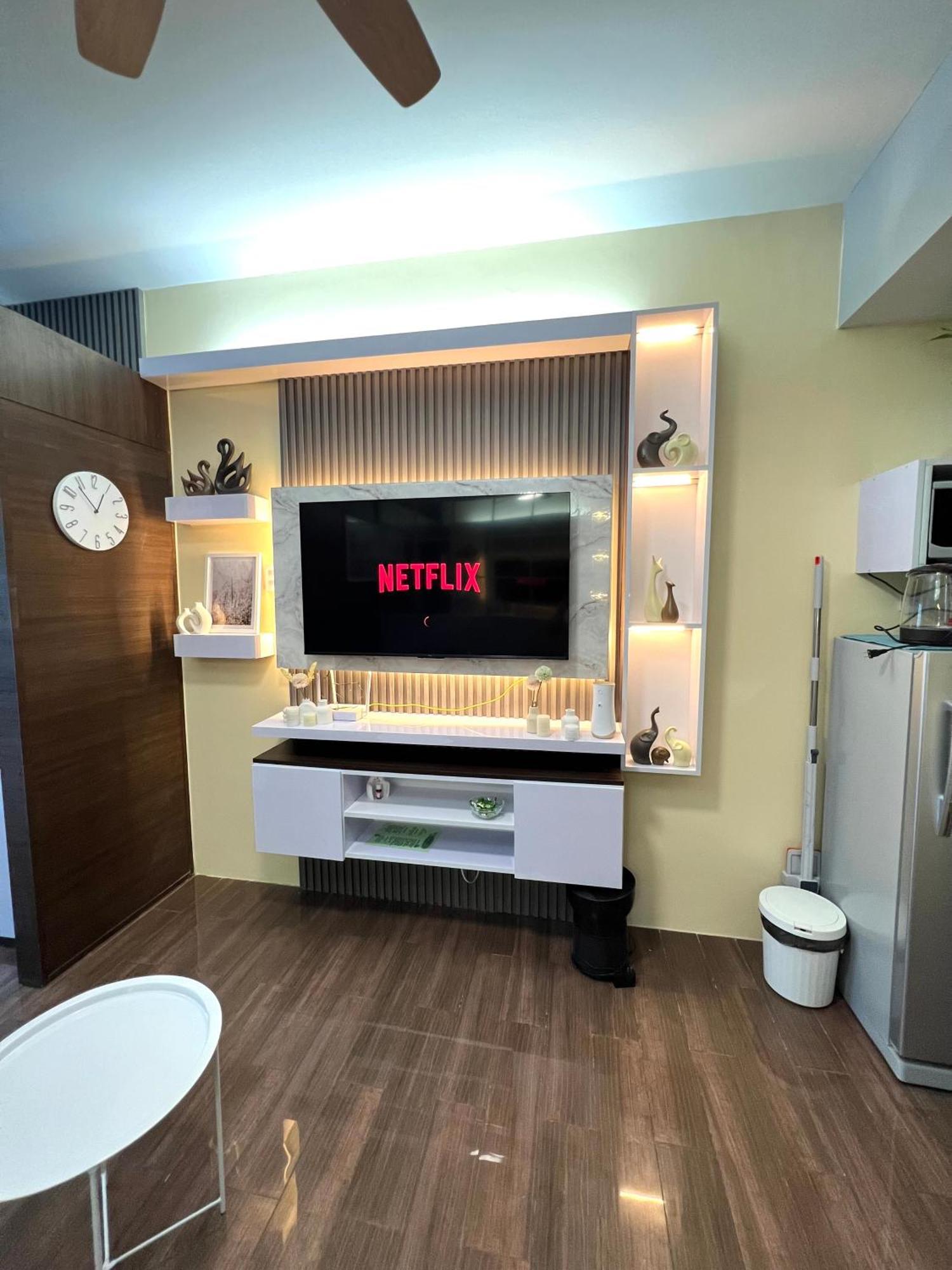 Apartment In Air Residences, Makati With Wifi, Netflix, Pool, Mall And More マニラ市 エクステリア 写真
