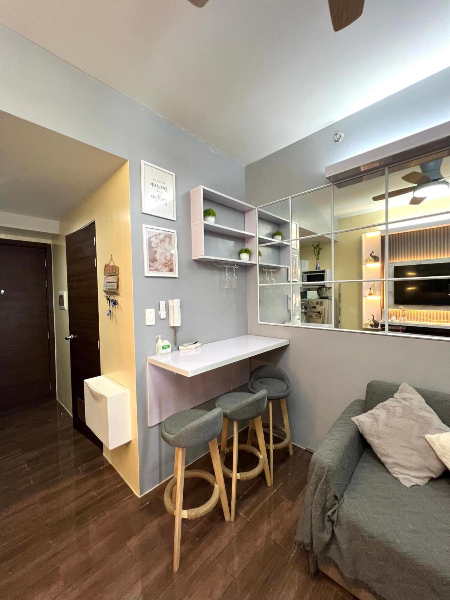 Apartment In Air Residences, Makati With Wifi, Netflix, Pool, Mall And More マニラ市 エクステリア 写真