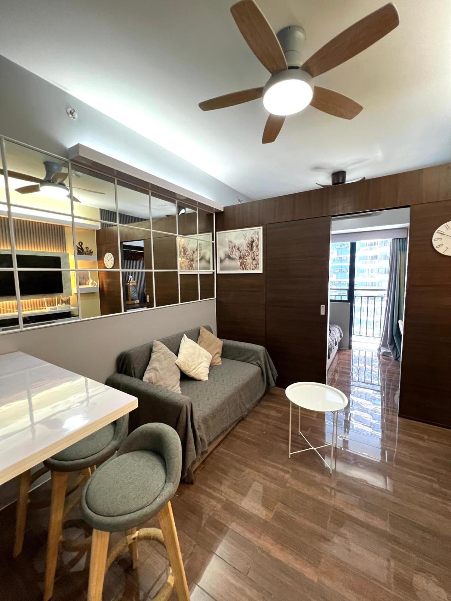 Apartment In Air Residences, Makati With Wifi, Netflix, Pool, Mall And More マニラ市 エクステリア 写真