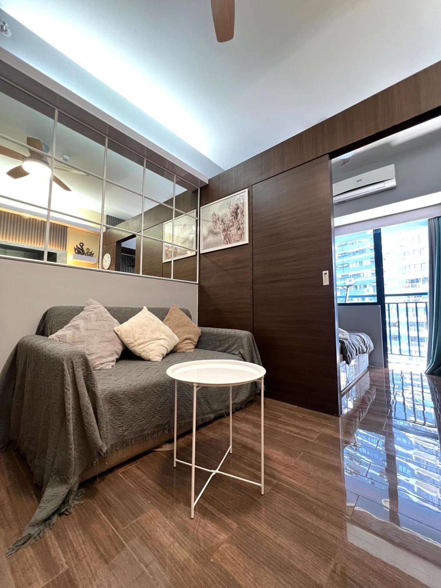 Apartment In Air Residences, Makati With Wifi, Netflix, Pool, Mall And More マニラ市 エクステリア 写真